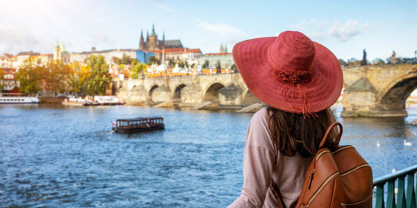 Prague: Short Stay with Vlatava River Cruise