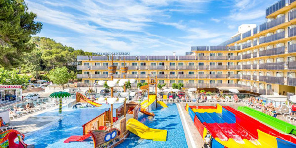Salou: Beachfront All Inclusive with Splash Park - from £229pp